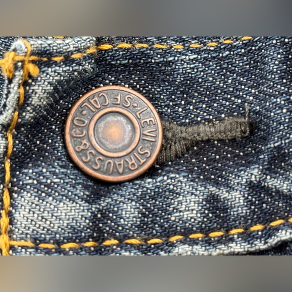 Levi's Style 559 Blue Denim Straight Fit Jeans, Men's Size 31x30, Medium Wash - Picture 2 of 13